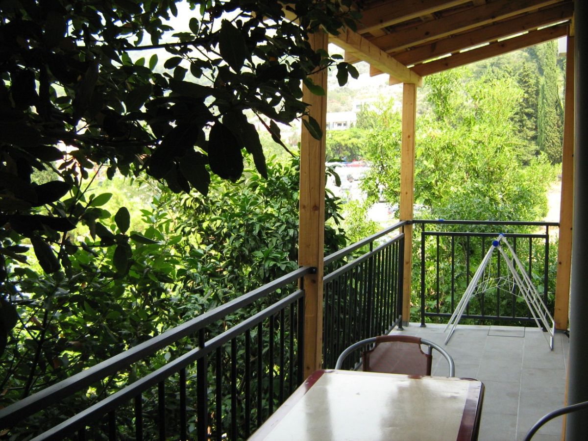 crimson balcony springs apartments montenegro